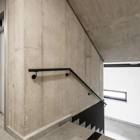 Rentplanet - Fabryczna * Wroclaw