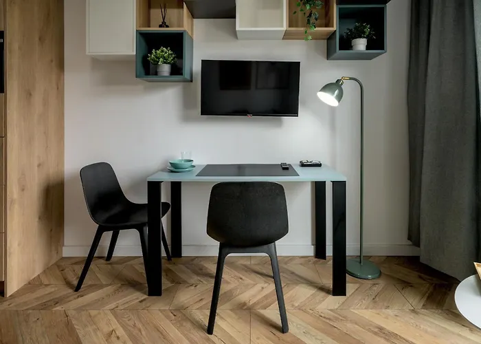 Rentplanet - Fabryczna 아파트 *